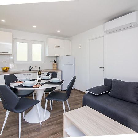 Luxury Mobile Homes Liza Biograd Na Moru Ngoại thất bức ảnh