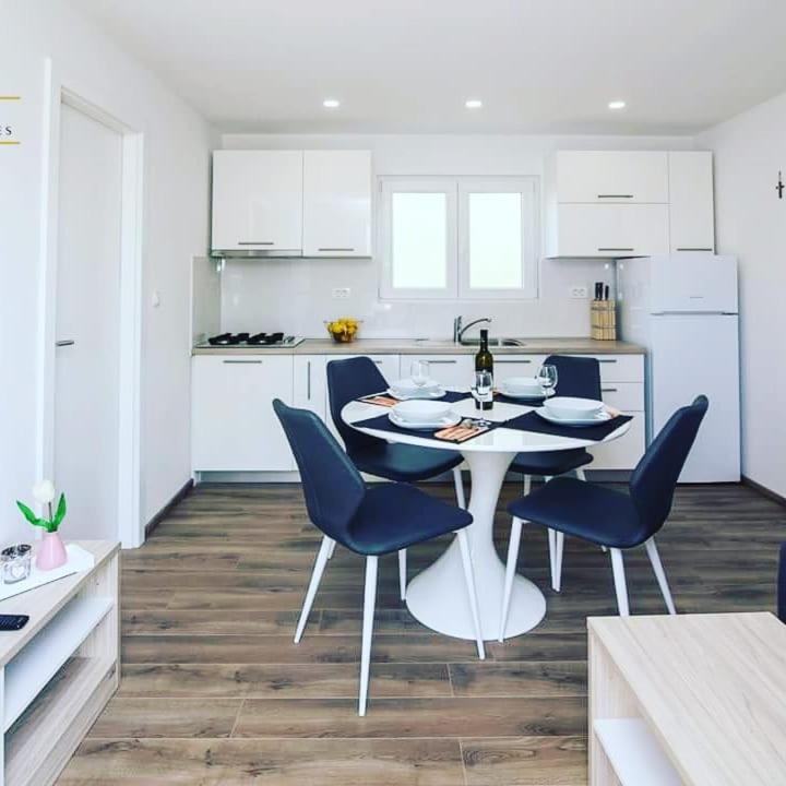 Luxury Mobile Homes Liza Biograd Na Moru Ngoại thất bức ảnh