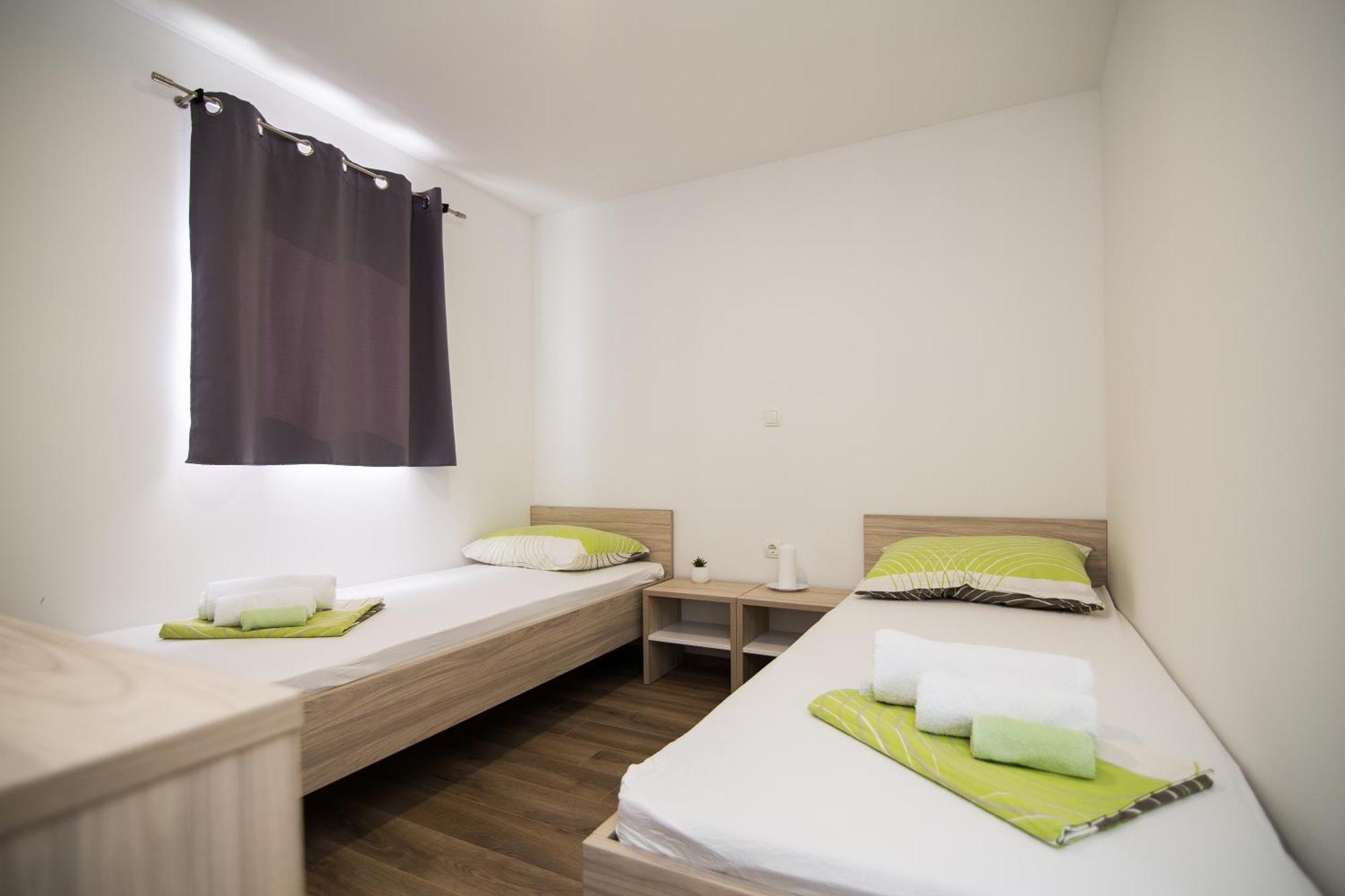 Luxury Mobile Homes Liza Biograd Na Moru Ngoại thất bức ảnh